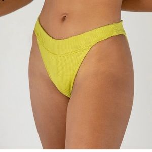 Revel Rey Elliot Bottom- size small in Limoncello